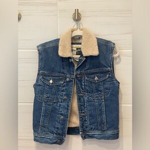 Wrangler denim Sherpa vest
